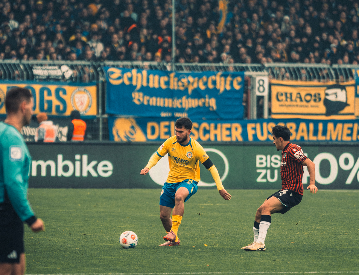 Lions lose in Lower Saxony derby