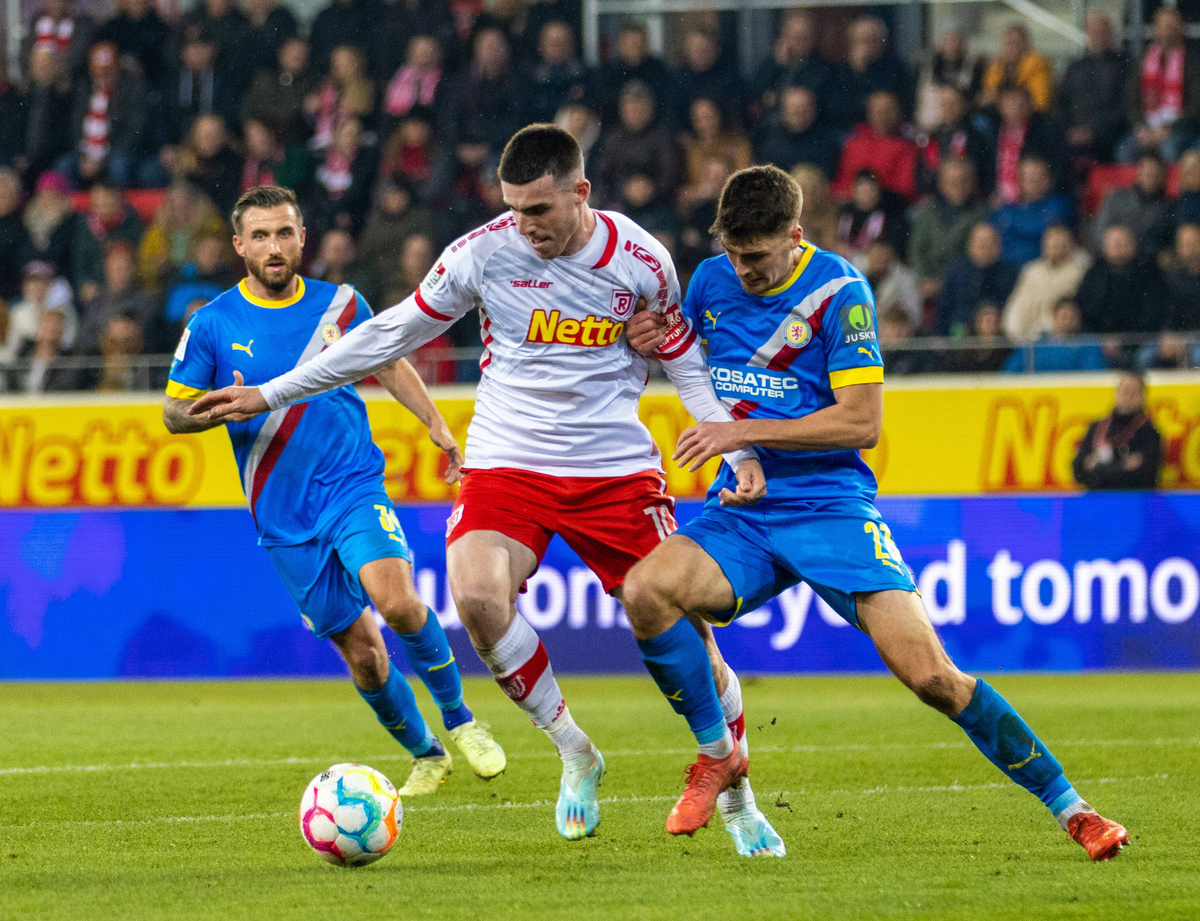 teilnehmer: jahn regensburg gegen eintracht braunschweig statistiken
